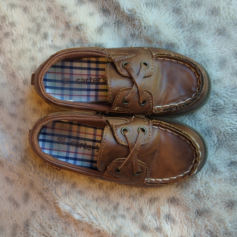 Carter's brown toddler boat shoes